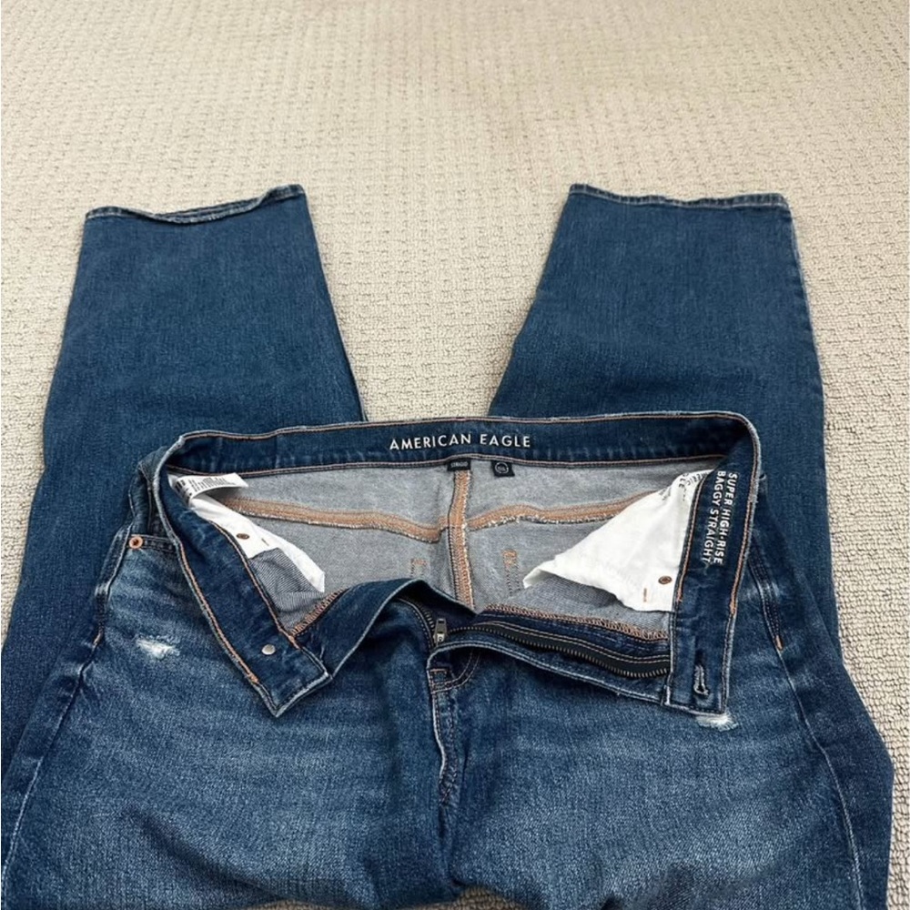 American Eagle Blue Jeans
